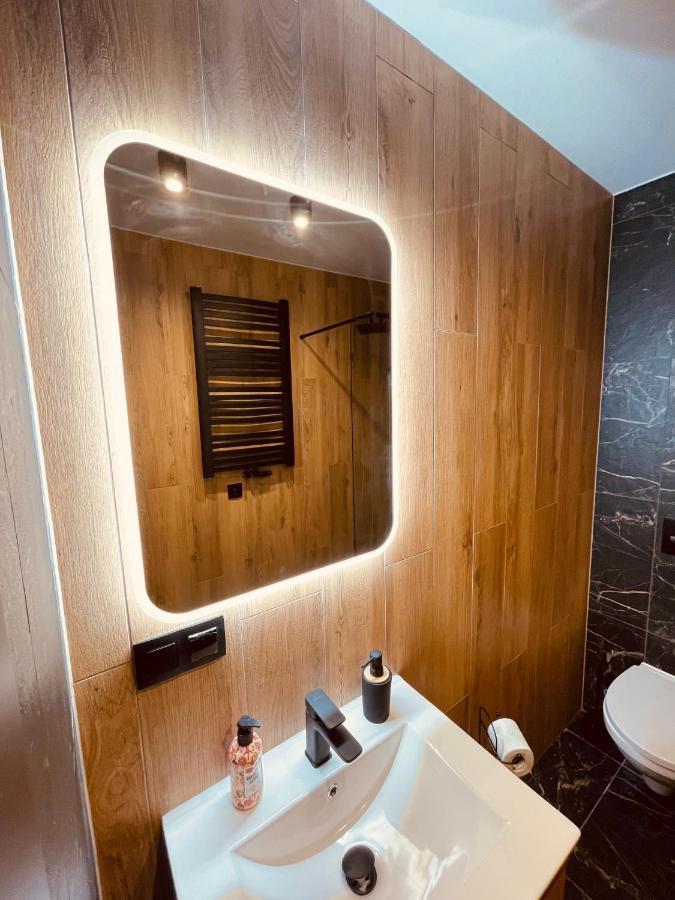 Apartamenty Ktw Park Slaski - Family Delux Katowice Ngoại thất bức ảnh